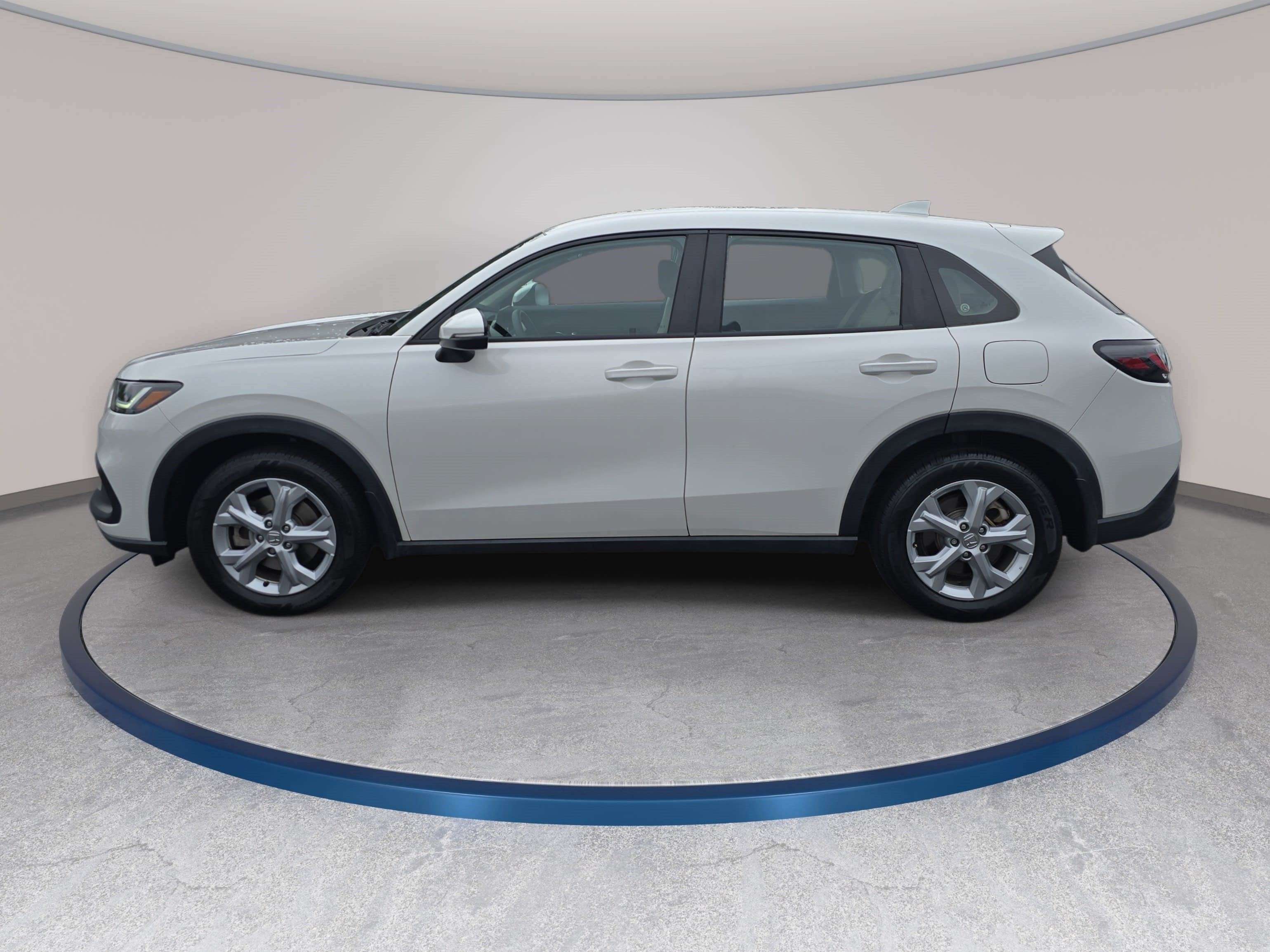 Certified 2025 Honda HR-V LX image 8