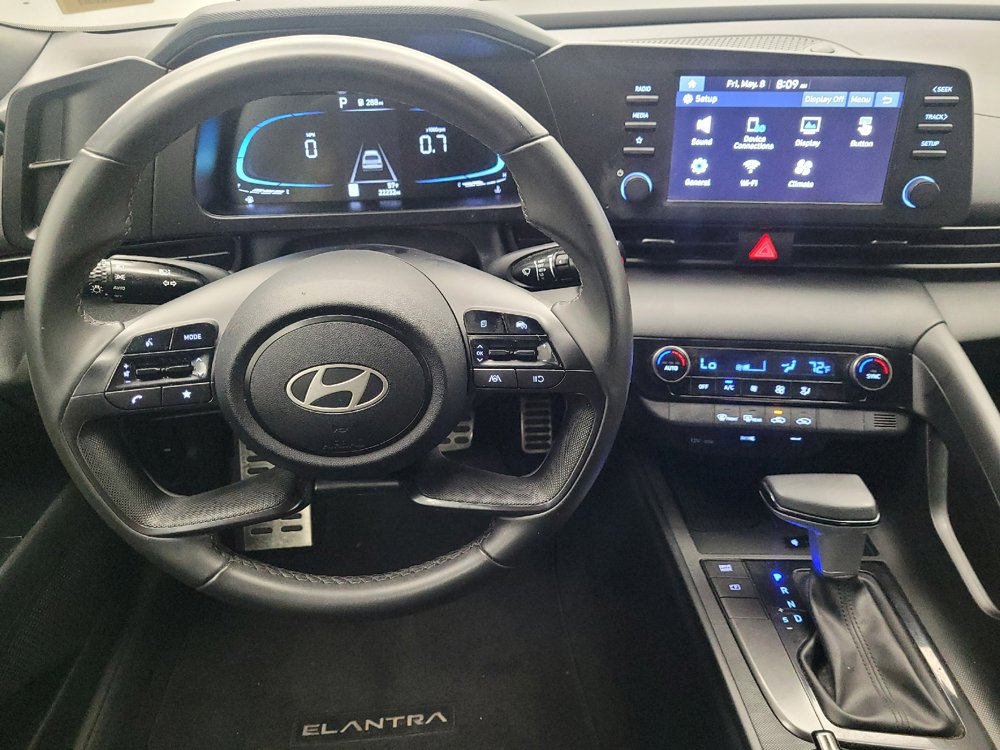 Used 2025 Hyundai Elantra Sport FWD image 22