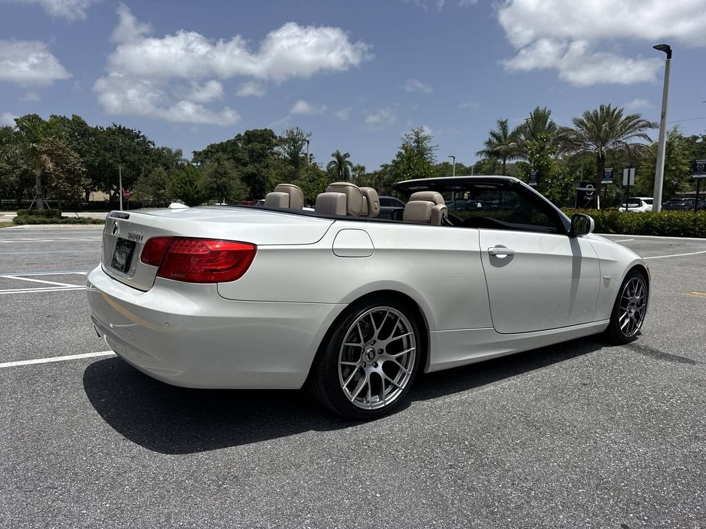 Used 2012 BMW 328i Convertible RWD image 24