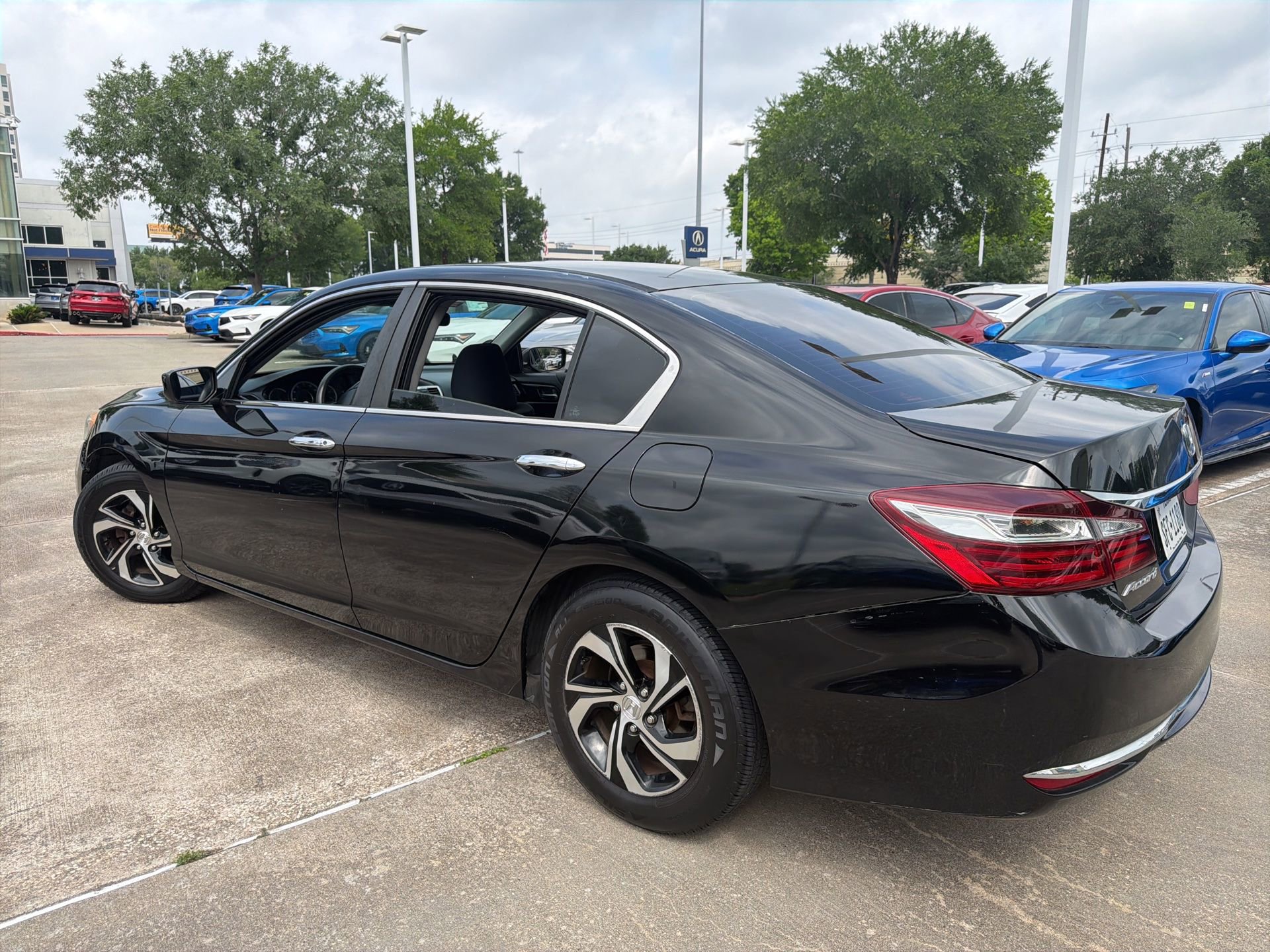 Used 2016 Honda Accord LX image 6