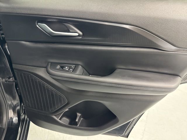 Used 2023 Jeep Grand Cherokee Altitude image 30