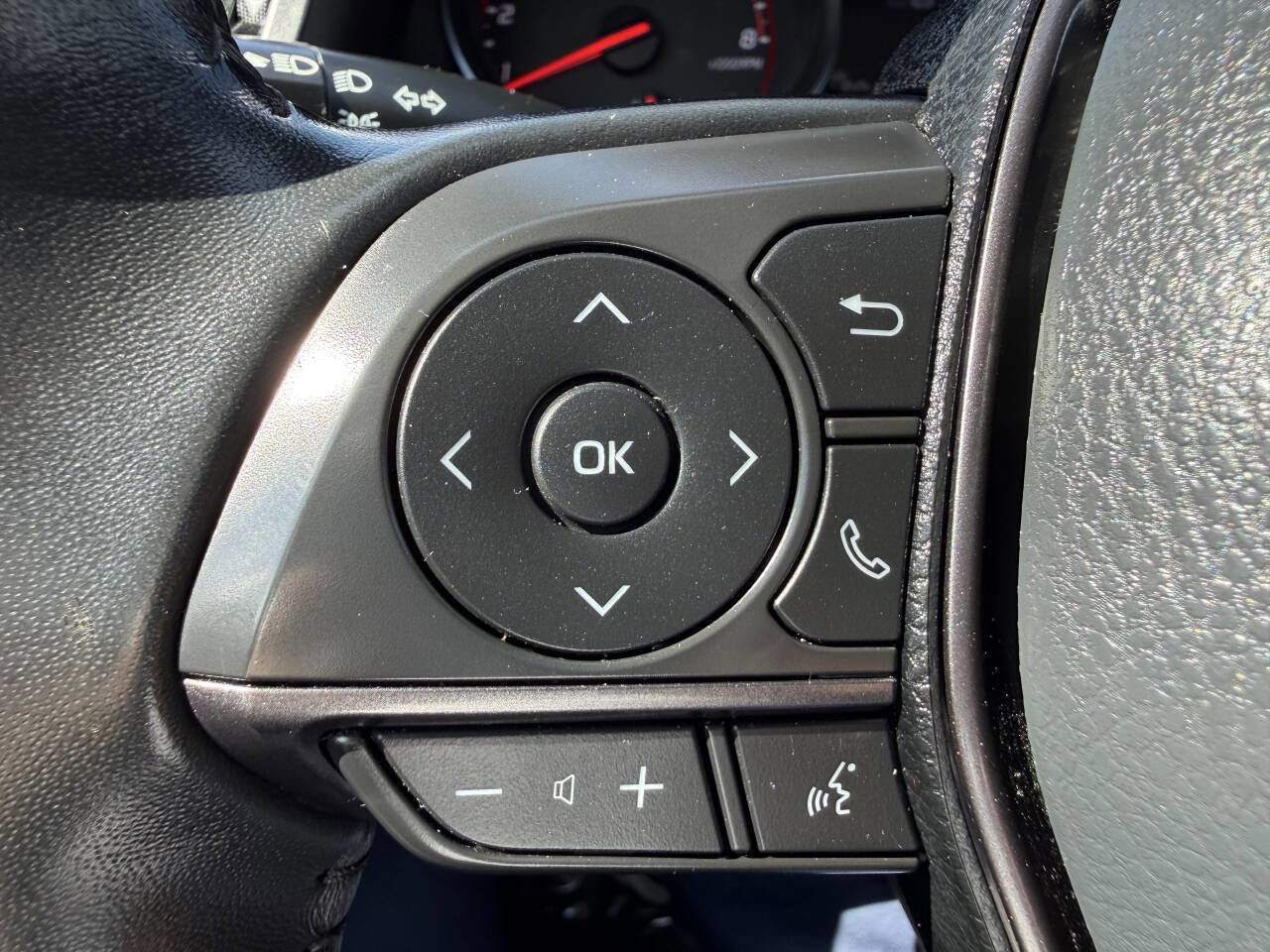 Used 2023 Toyota Camry XSE image 21