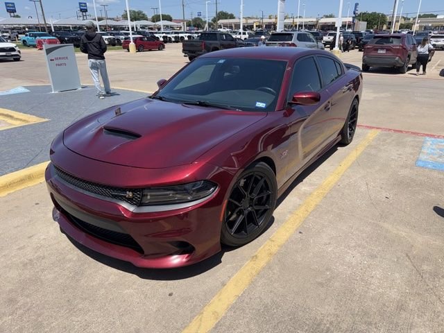 Used 2018 Dodge Charger R/T Scat Pack RWD image 2