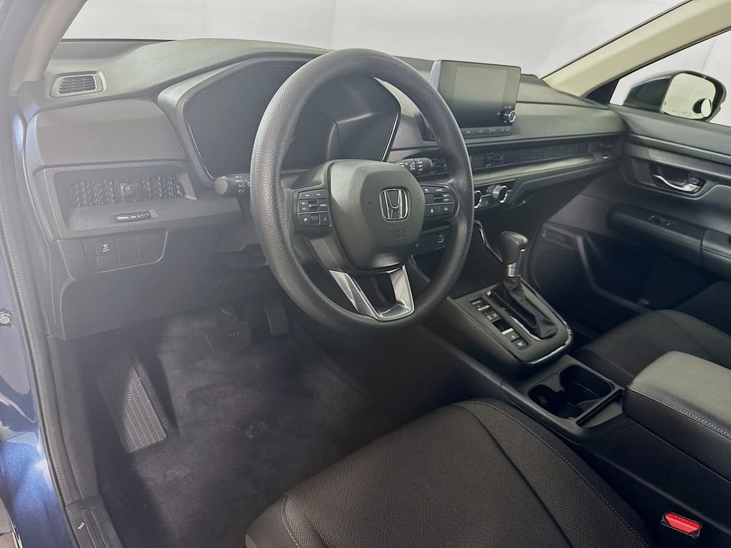 Used 2025 Honda CR-V LX image 9