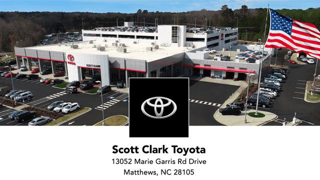 Used 2022 Toyota Prius XLE image 9