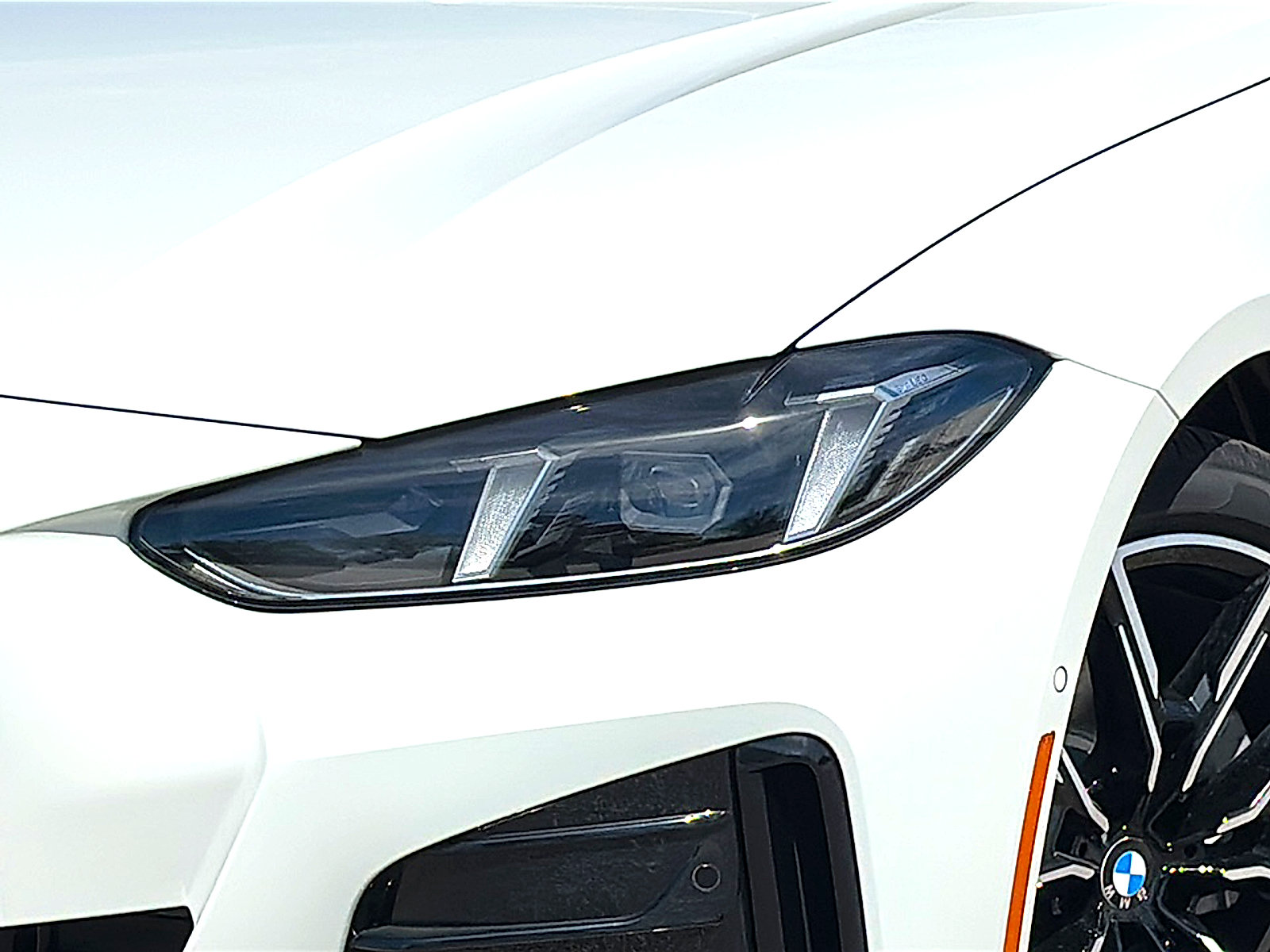 New 2026 BMW i4 eDrive40 w/ M Sport Package RWD image 4