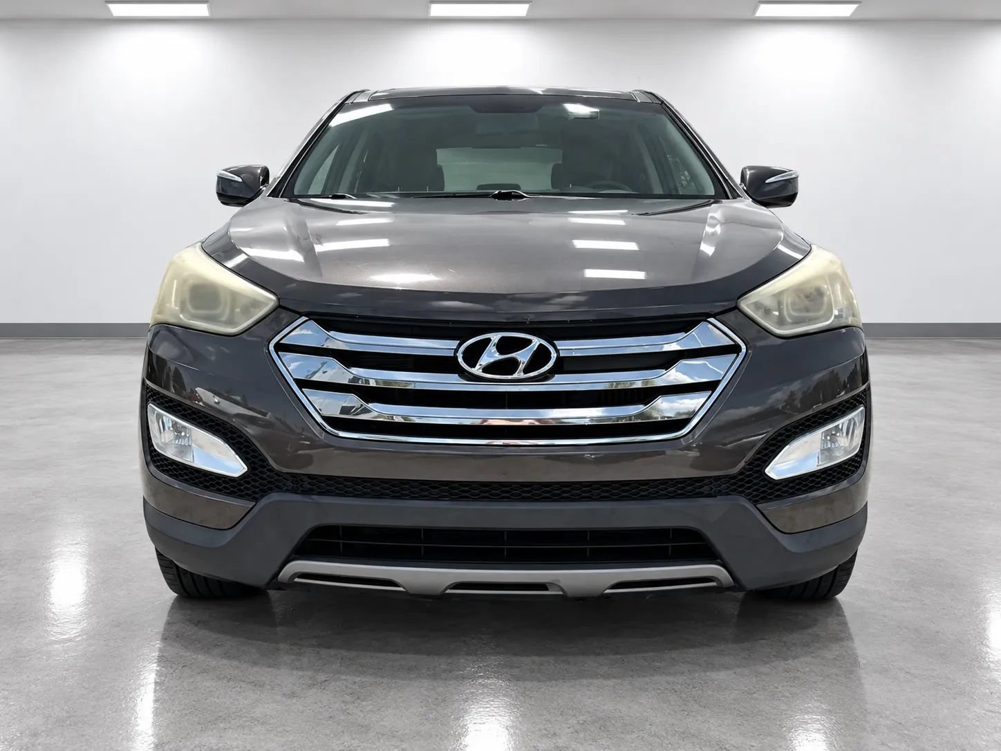 Used 2013 Hyundai Santa Fe Sport 2.0T w/ Technology Pkg FWD image 2