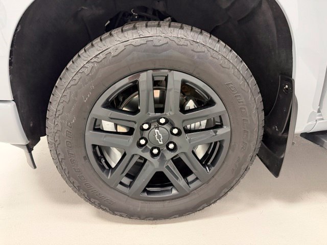 Certified 2024 Chevrolet Silverado 1500 RST AWD/4WD image 18