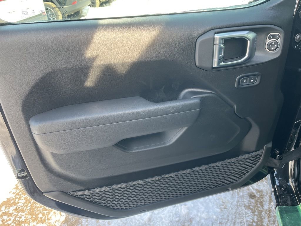 New 2026 Jeep Gladiator Sport image 17