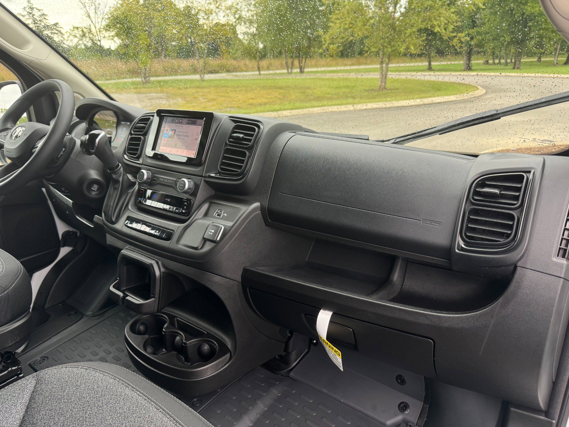 Used 2025 RAM ProMaster 2500 w/ Convenience Group image 21