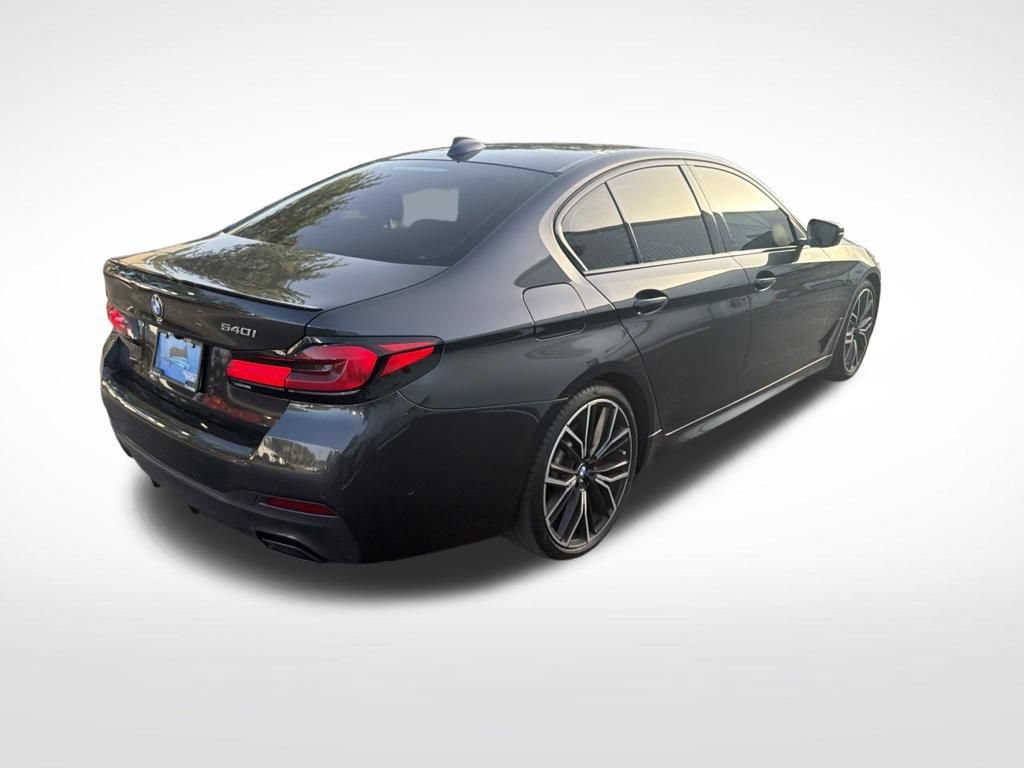 Used 2023 BMW 540i w/ M Sport Package RWD image 5