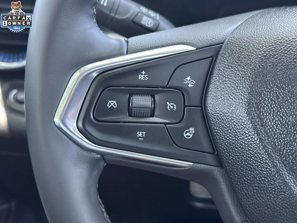 Used 2024 Chevrolet Trax LT w/ Sunroof Package FWD image 19