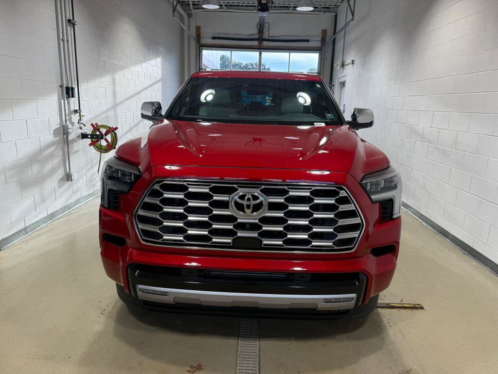 Certified 2025 Toyota Sequoia Capstone AWD/4WD image 8