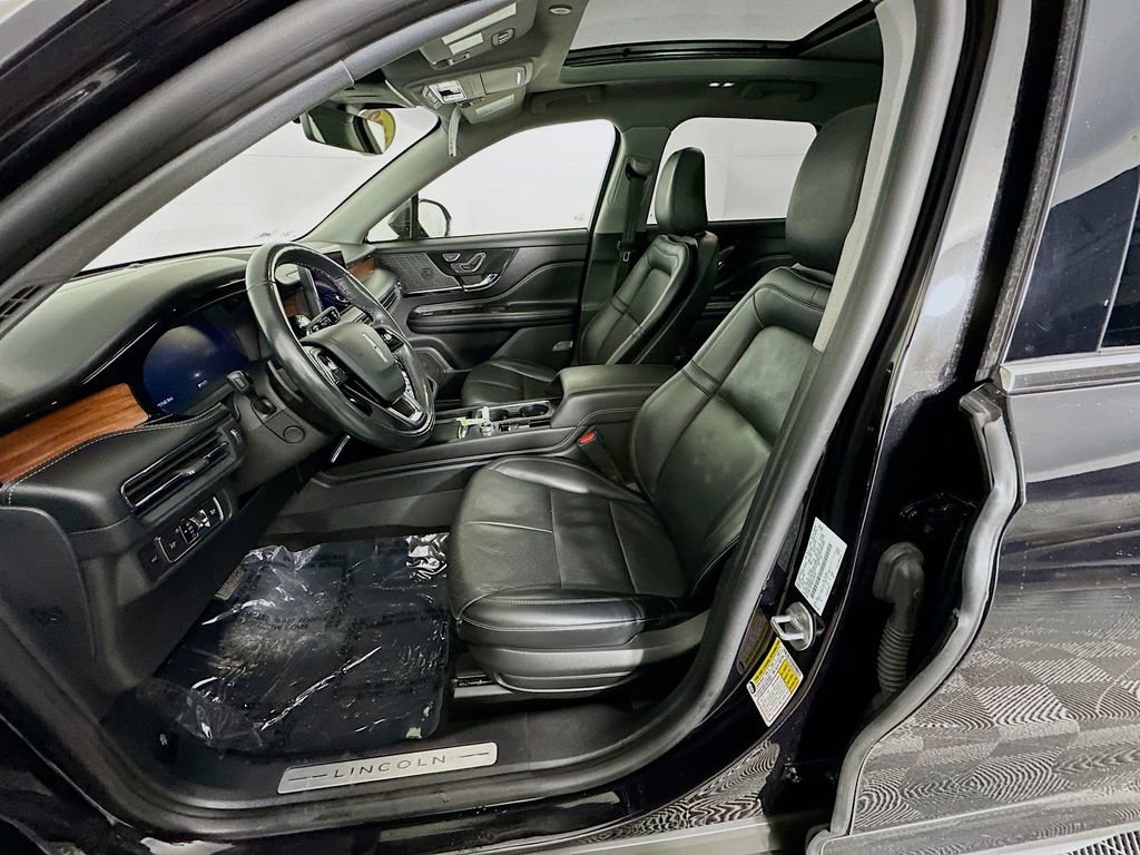 Used 2022 Lincoln Corsair Reserve w/ Elements Package image 29
