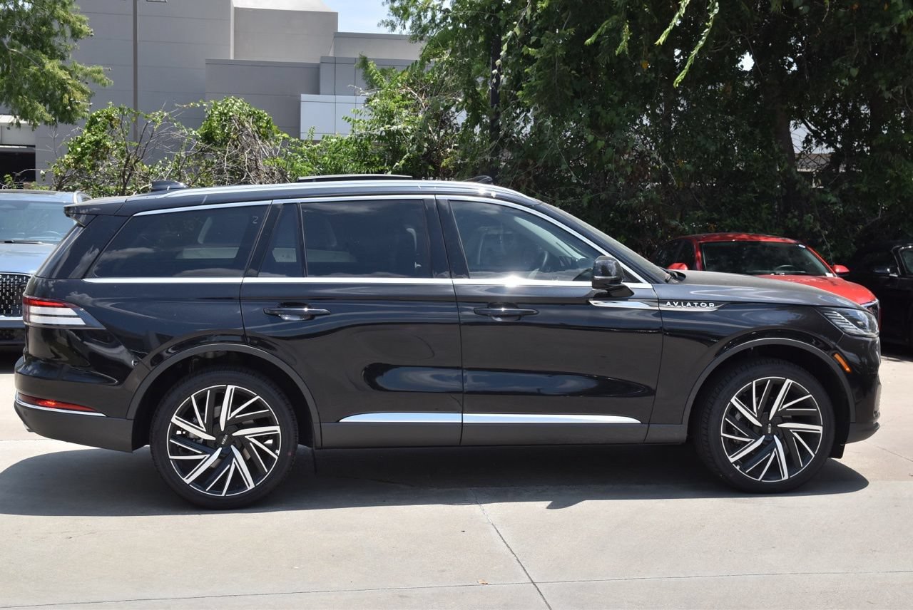 New 2026 Lincoln Aviator Reserve AWD/4WD image 5