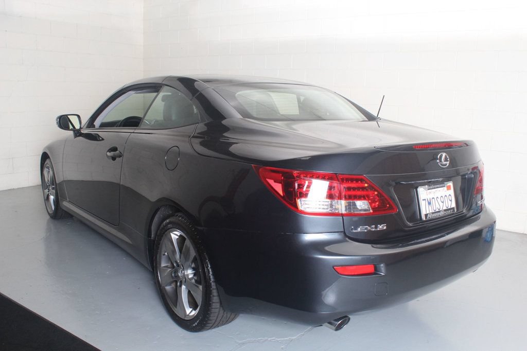 Used 2010 Lexus IS 250C w/ Luxury Pkg RWD image 13