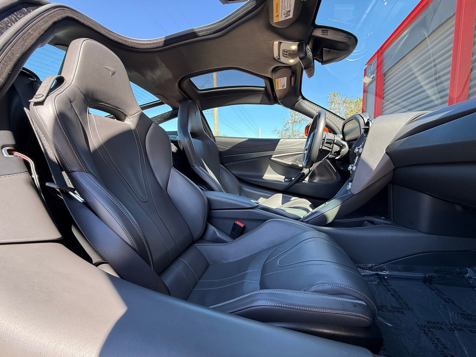 Used 2018 McLaren 720S Luxury image 24