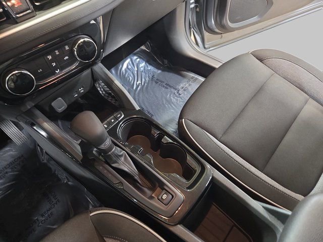 Used 2025 Chevrolet TrailBlazer LT image 25