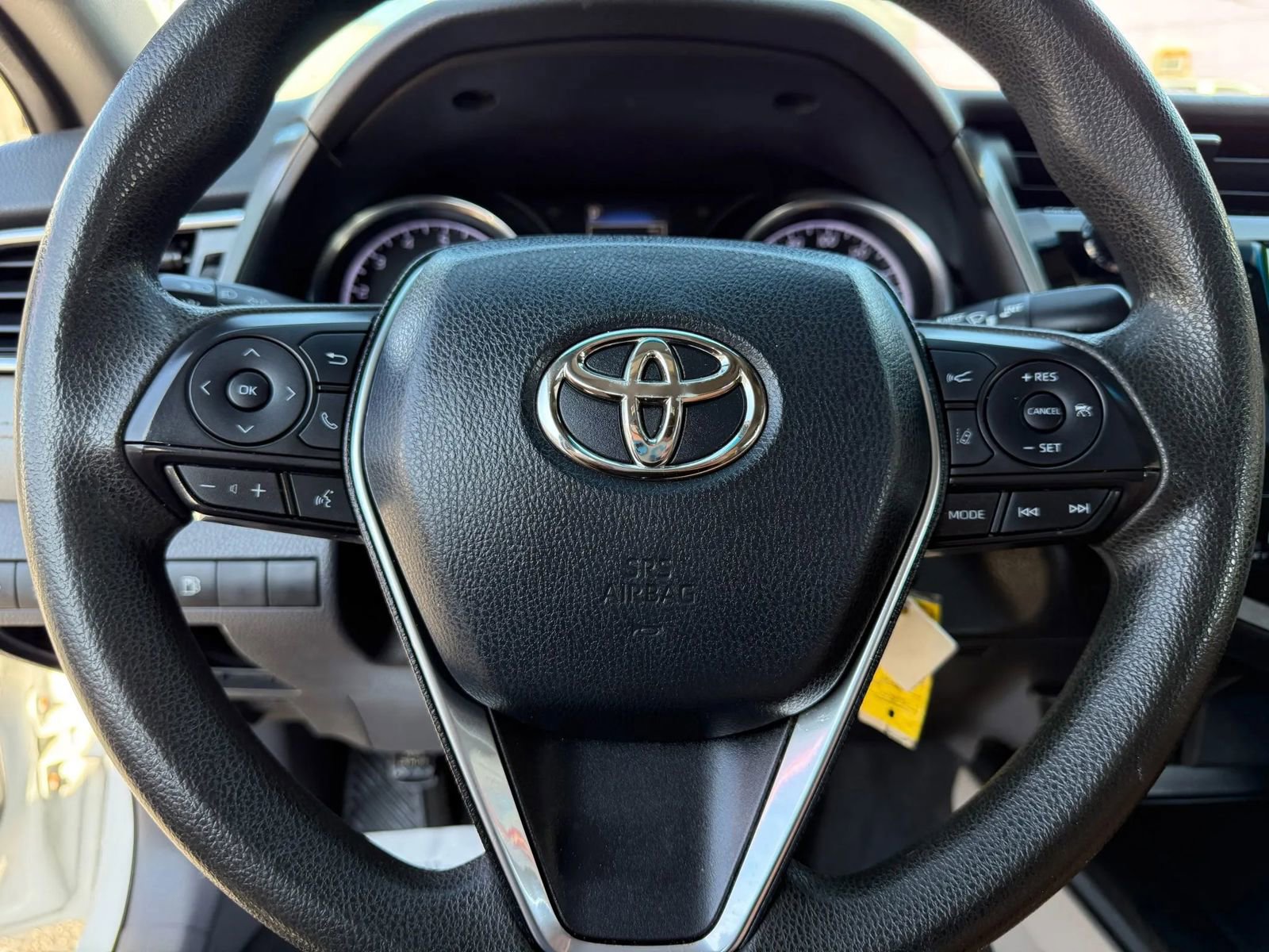 Used 2018 Toyota Camry LE image 17