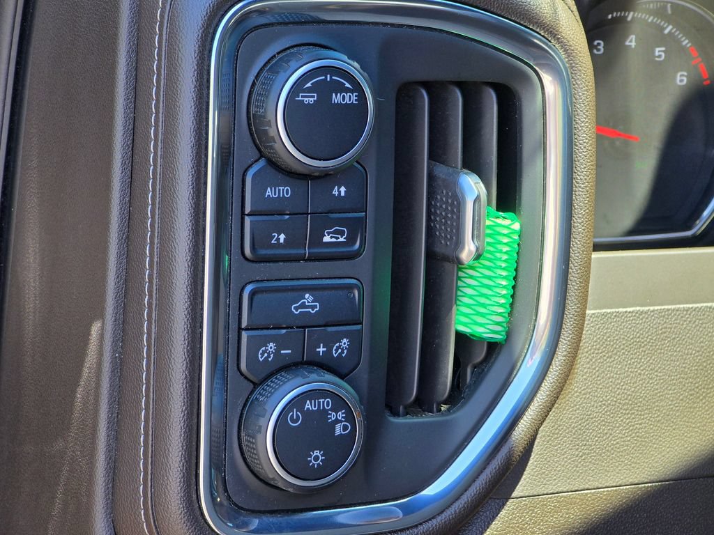 Certified 2022 Chevrolet Silverado 1500 LT AWD/4WD image 39