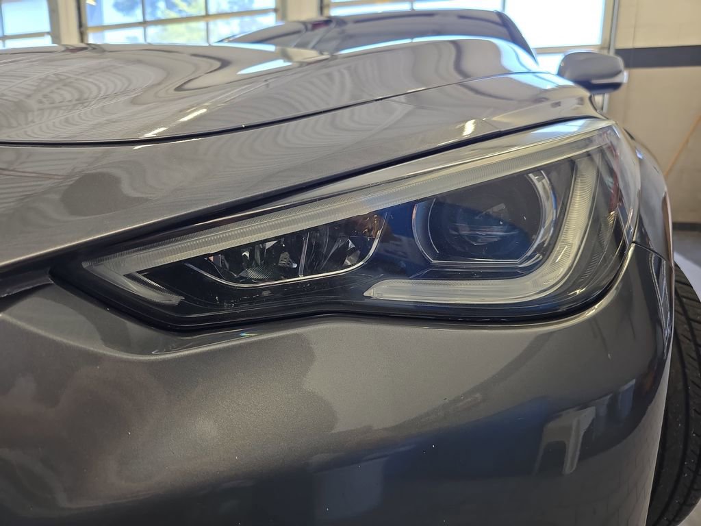 Used 2018 INFINITI Q60 3.0t Luxe w/ Sensory Package 3.0T Luxe AWD/4WD image 35