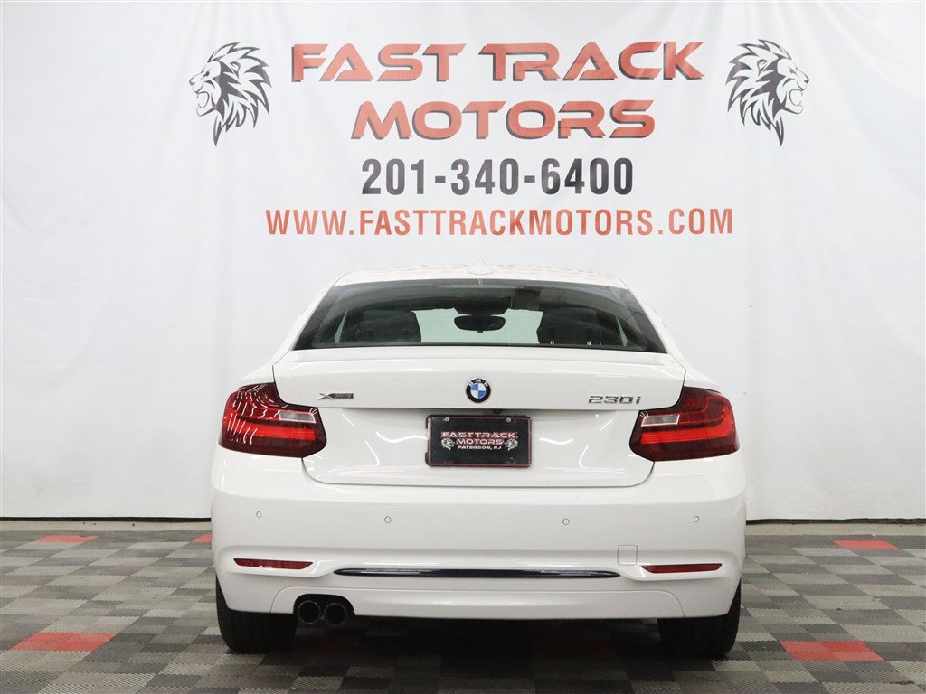 Used 2017 BMW 230i xDrive Coupe AWD/4WD image 5