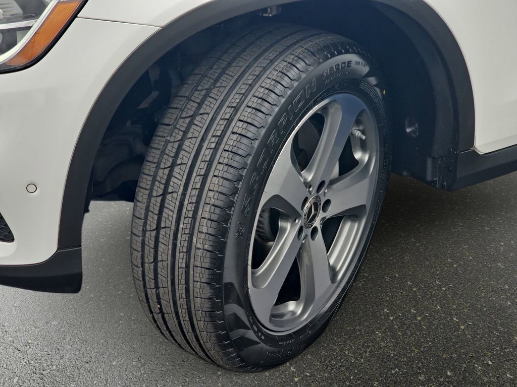 Used 2022 Mercedes-Benz GLC 300 4MATIC image 35