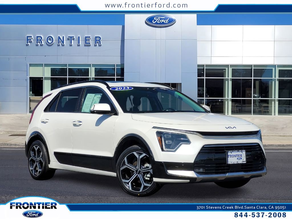 Used 2023 Kia Niro SX Touring