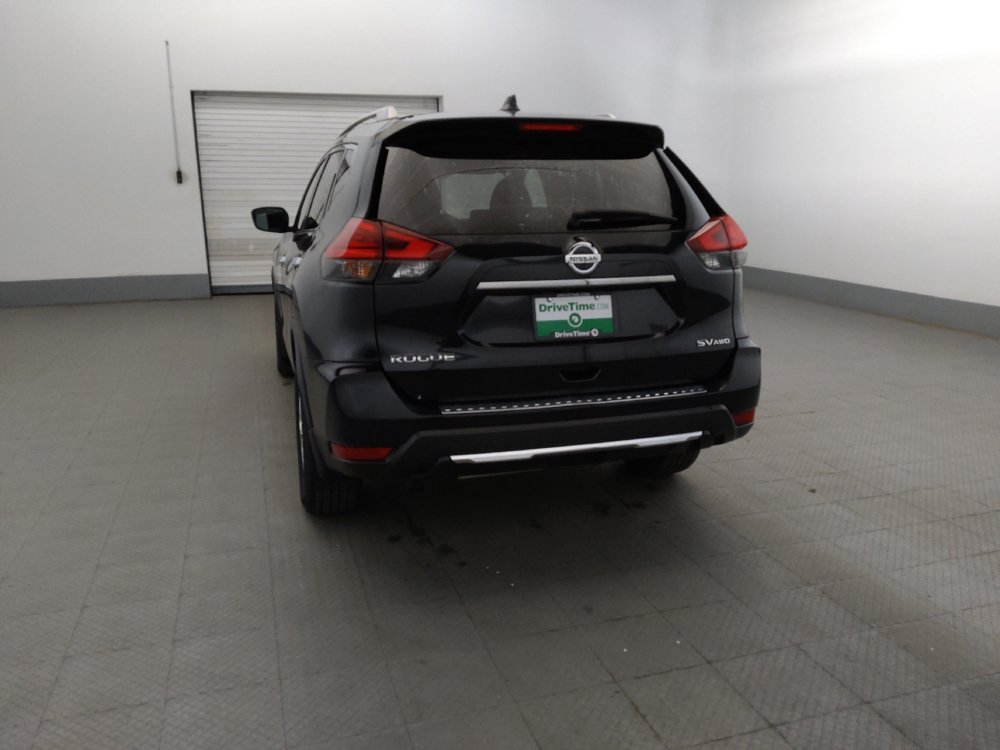 Used 2017 Nissan Rogue SV AWD/4WD image 6