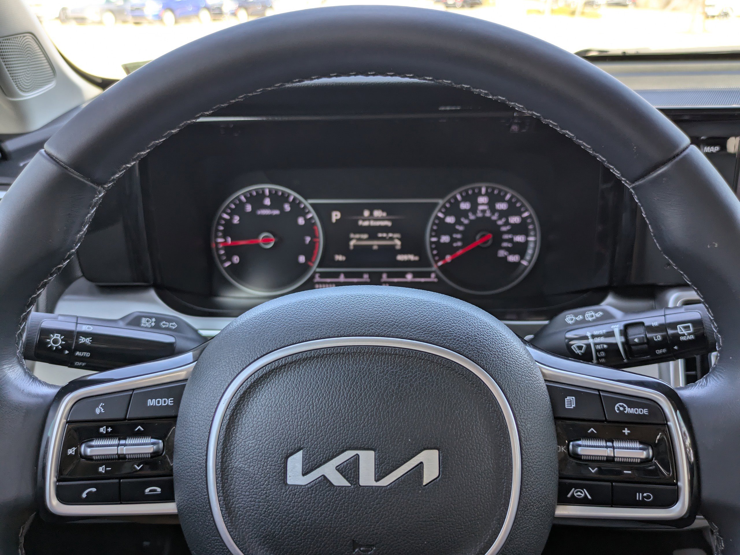 Used 2022 Kia Sorento S image 36