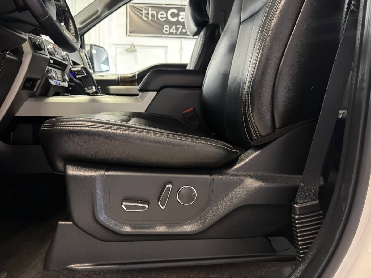 Used 2018 Ford F150 Lariat w/ Equipment Group 502A Luxury AWD/4WD image 22