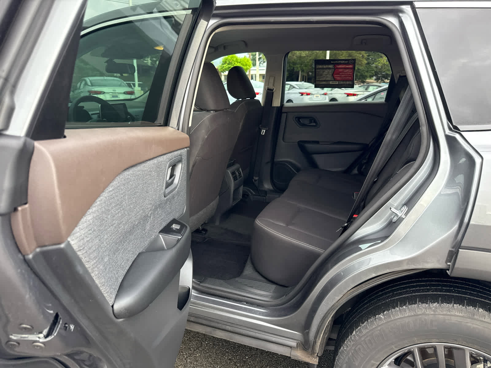 Certified 2023 Nissan Rogue S image 9