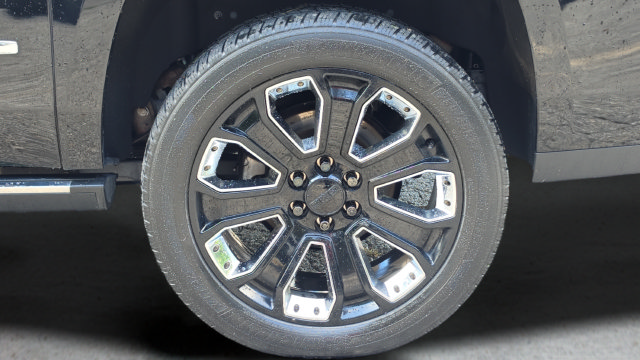 Used 2019 GMC Yukon XL Denali w/ Denali Ultimate Package RWD image 19