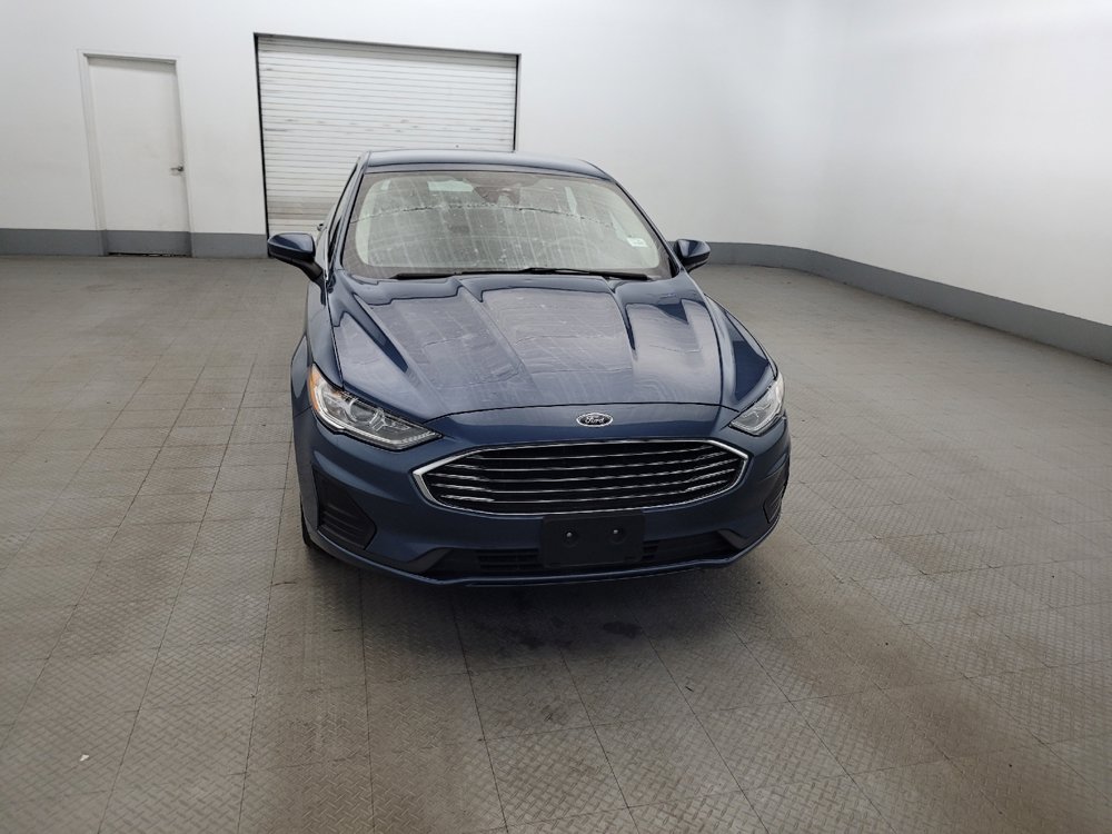 Used 2019 Ford Fusion SE FWD image 14