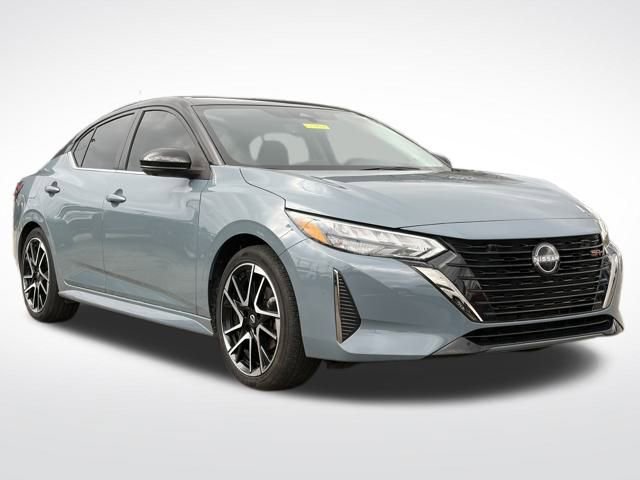 Used 2024 Nissan Sentra SR w/ SR Premium Package image 1