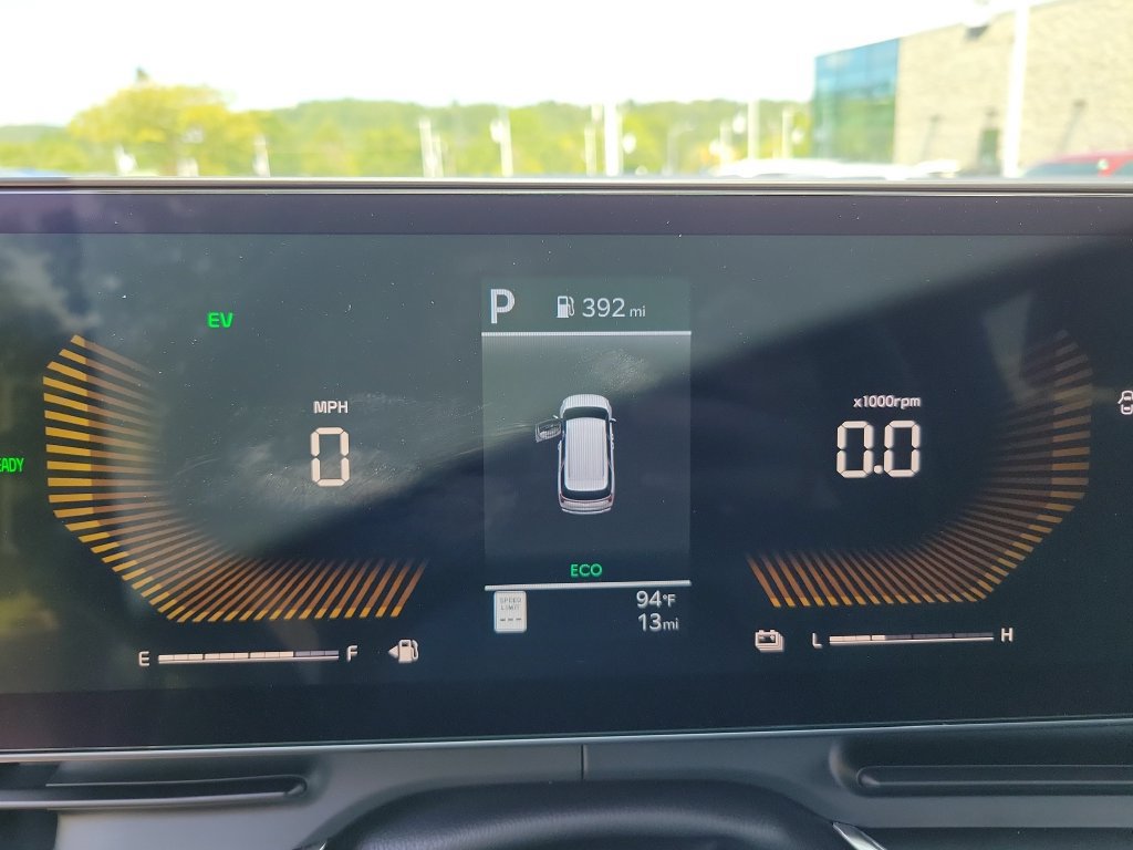 New 2027 Kia Carnival LXS FWD image 26