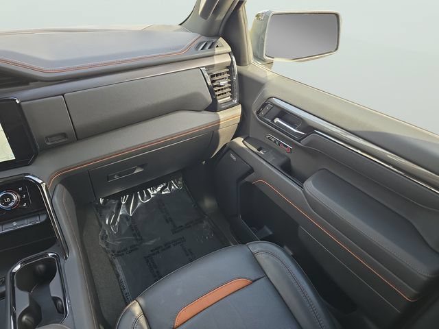 Used 2025 GMC Sierra 1500 AT4 AWD/4WD image 11