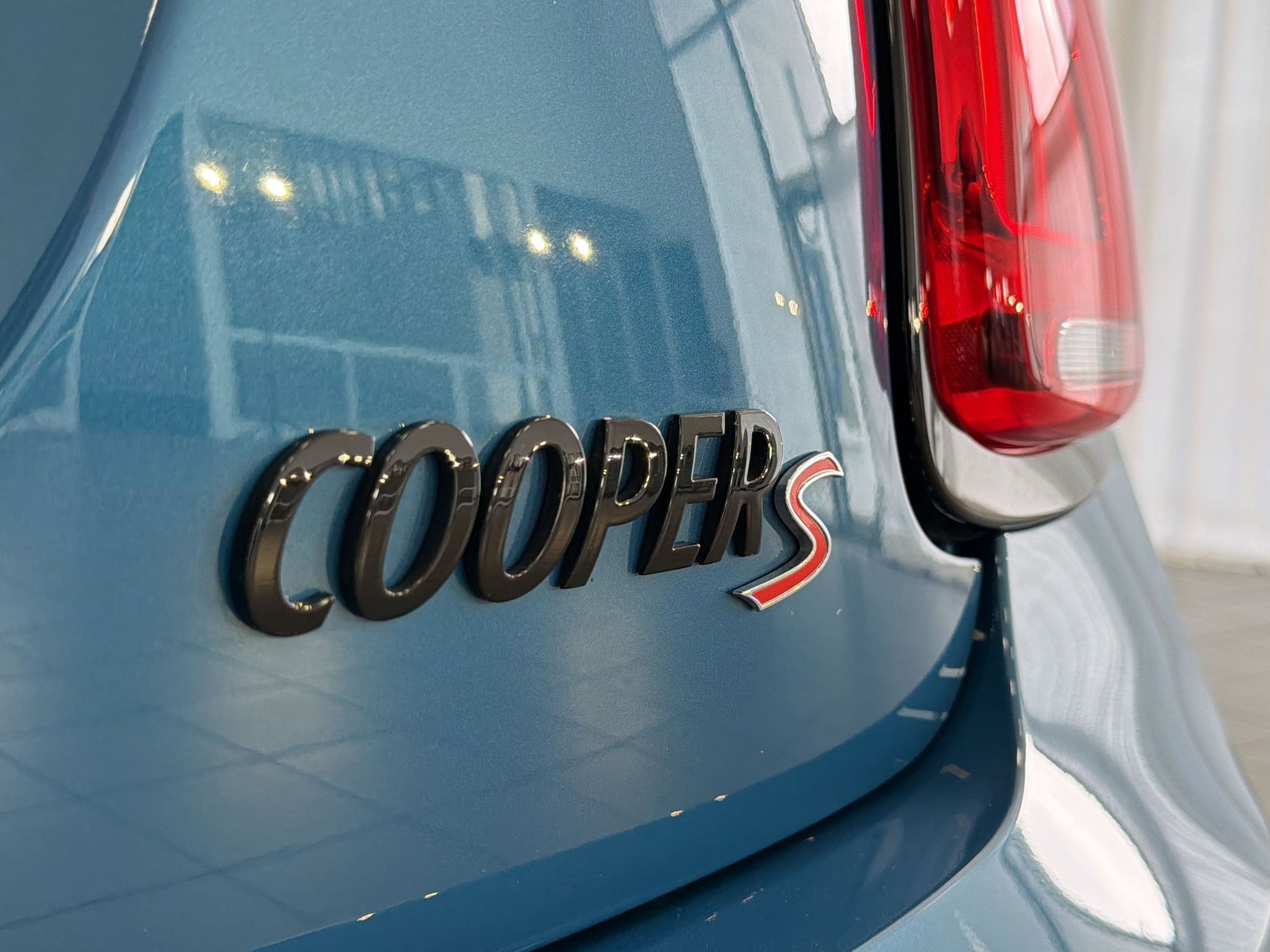 Certified 2024 MINI Cooper S image 33