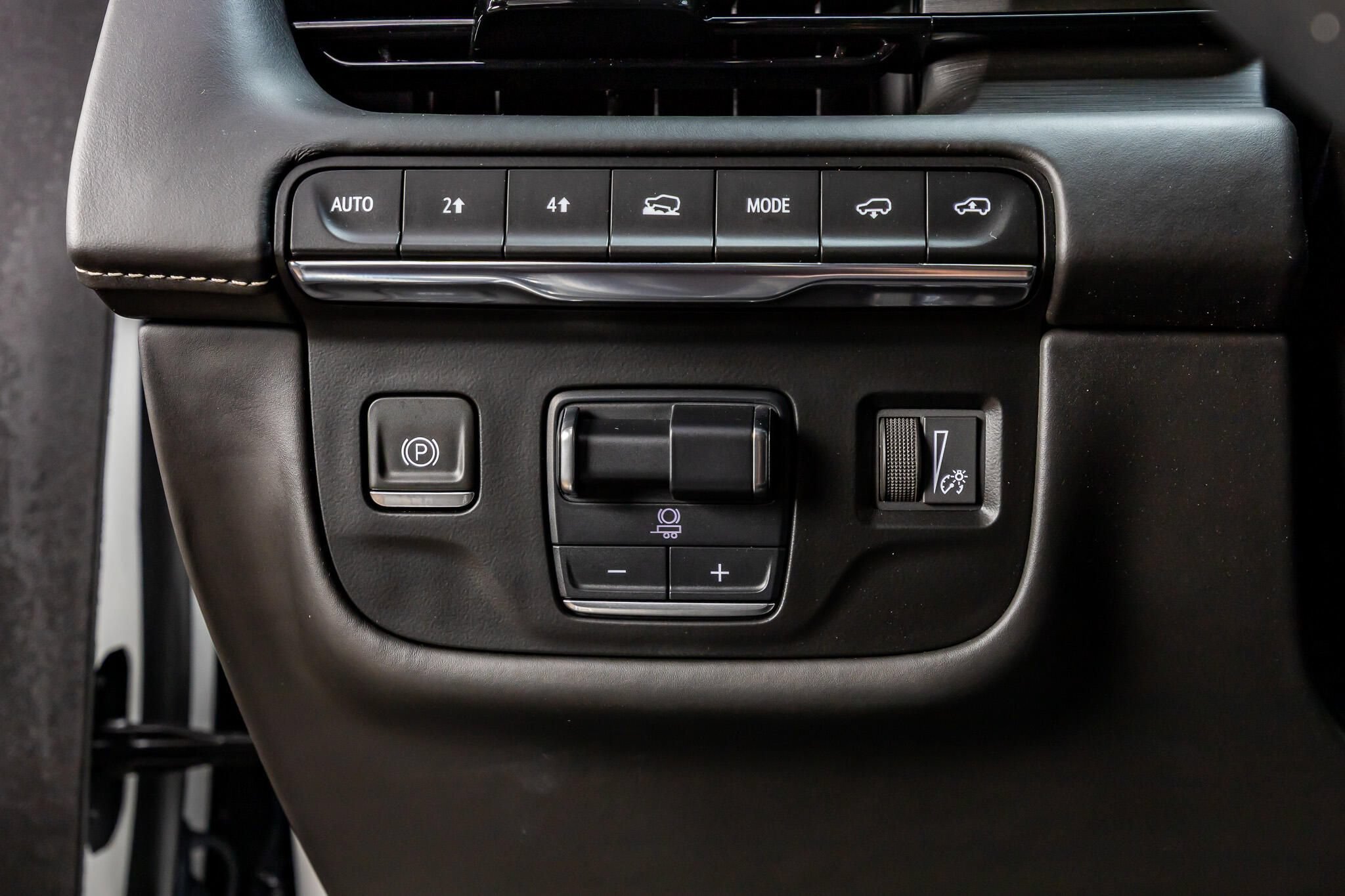 Used 2024 Cadillac Escalade Sport Platinum AWD/4WD image 18