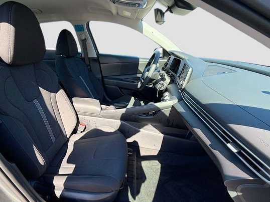 New 2026 Hyundai Elantra SE FWD image 27