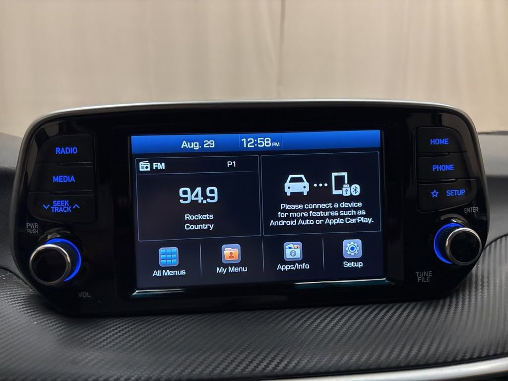 Used 2020 Hyundai Tucson SE image 16