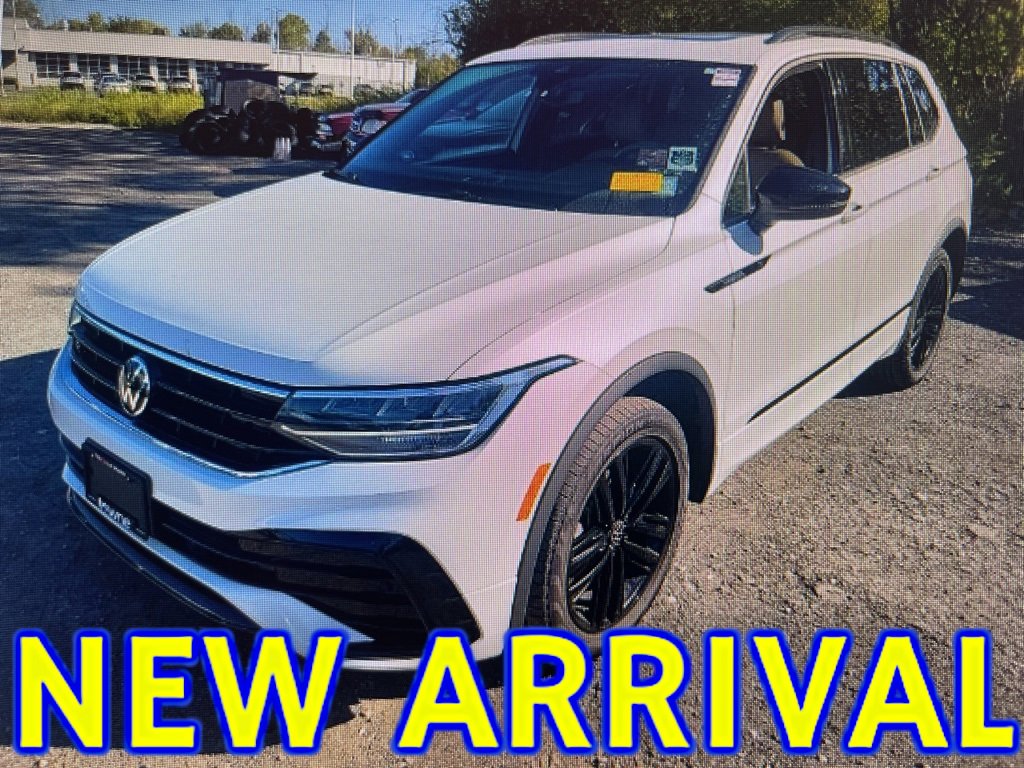 Used 2022 Volkswagen Tiguan SE R-Line
