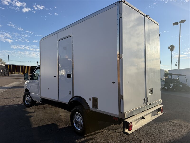 Used 2023 Ford E-350 and Econoline 350 Super Duty w/ Power Windows & Locks Group RWD image 4