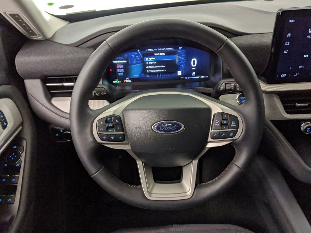 New 2025 Ford Explorer Active image 16