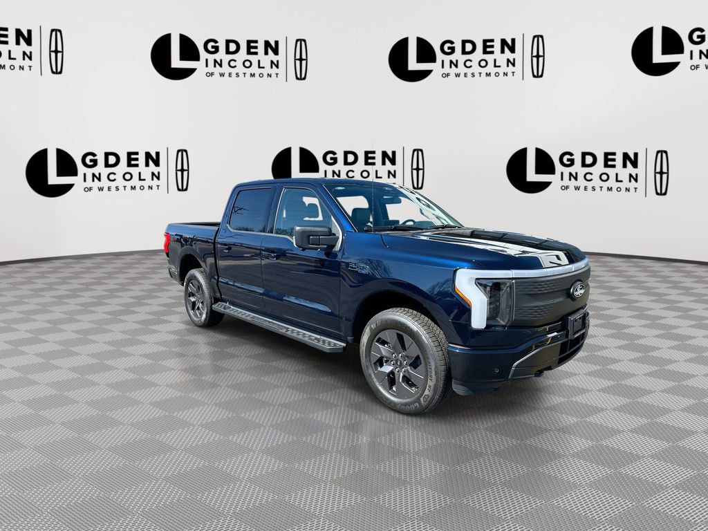 Used 2025 Ford F150 Lightning Flash image 2