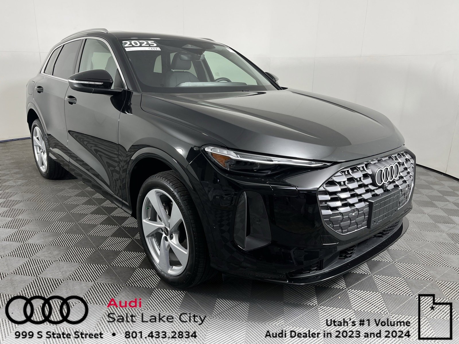 Used 2025 Audi Q5 2.0T Premium Plus w/ Premium Plus image 1