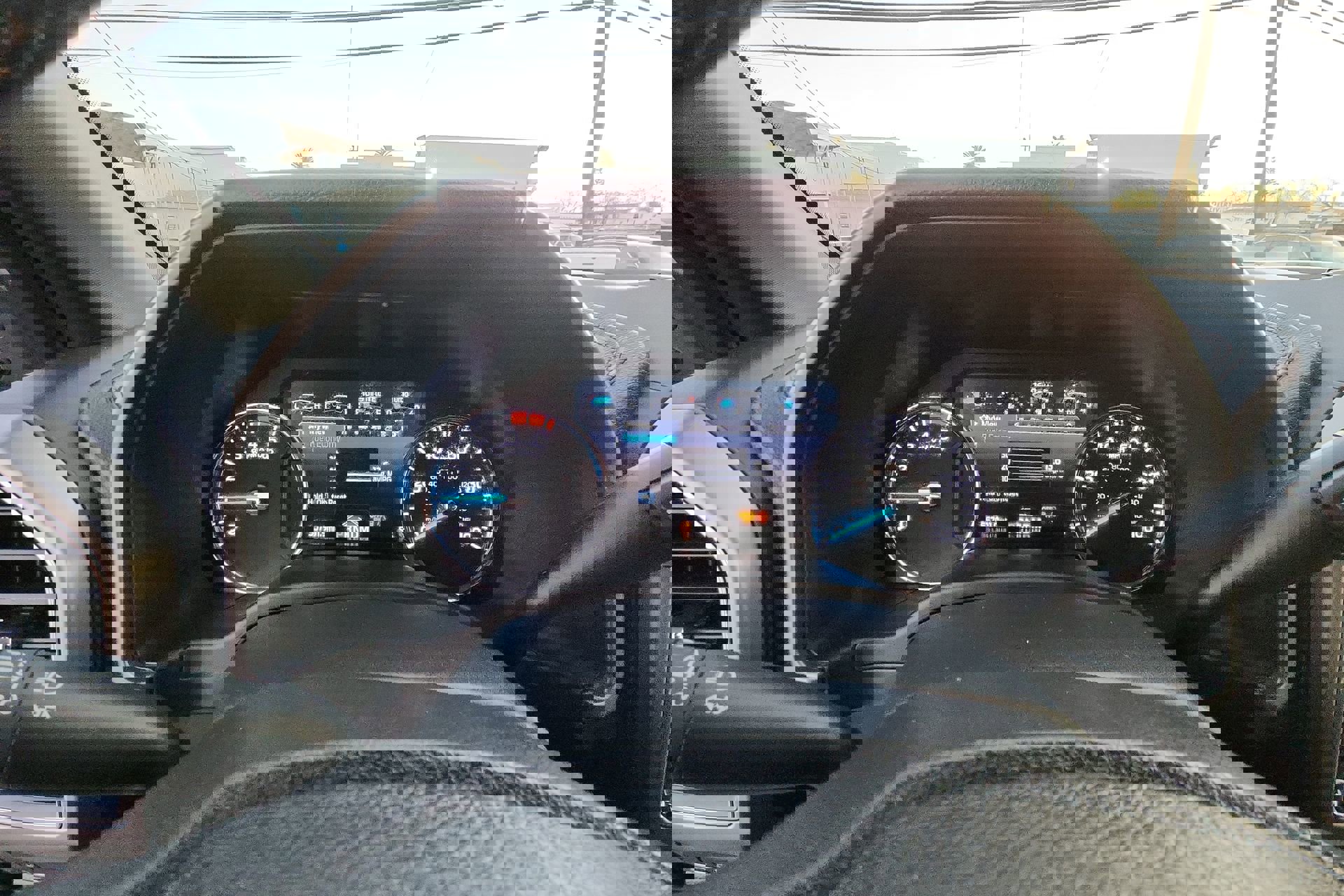 Used 2022 Ford F450 Platinum w/ FX4 Off-Road Package image 10