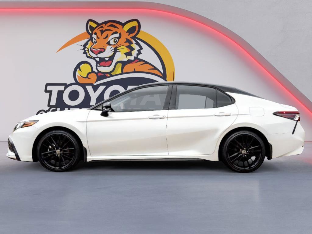Used 2022 Toyota Camry XSE image 8