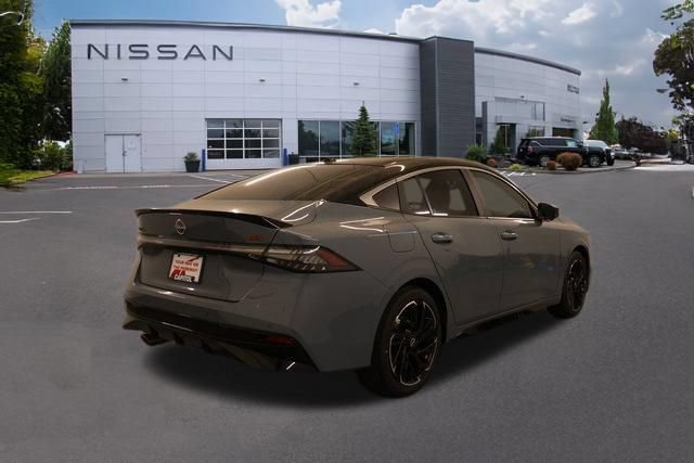 New 2026 Nissan Sentra SR w/ SR Premium Package FWD image 3