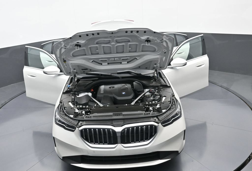 New 2027 BMW 530i xDrive w/ Premium Package AWD/4WD image 39